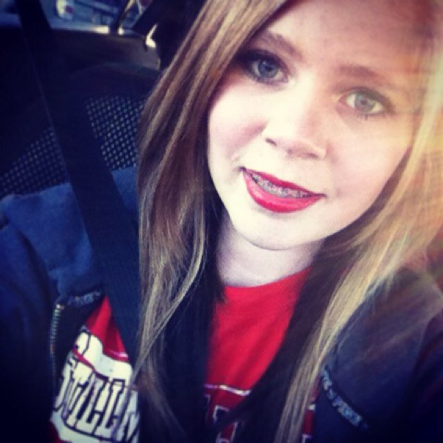 Im jot using this account anymore so go follow my other one @Hi_names_jayda