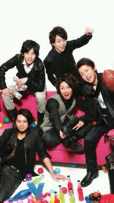 あの垢の裏の主(´▽｀)あっちでツイートしたらこっちで報告します。こっちはあんま活動しません(´･ω･`　)