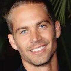Se um dia a velocidade me matar, não chore, saiba que morri sorrindo.
 - Paul Walker