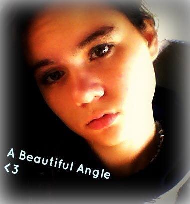 A Big Sweet Heart, love to try new things, have a great boyfriend & so much more... 3 :D I Just Want Everyone To Keep Their Heads Up High And Stay Strong.