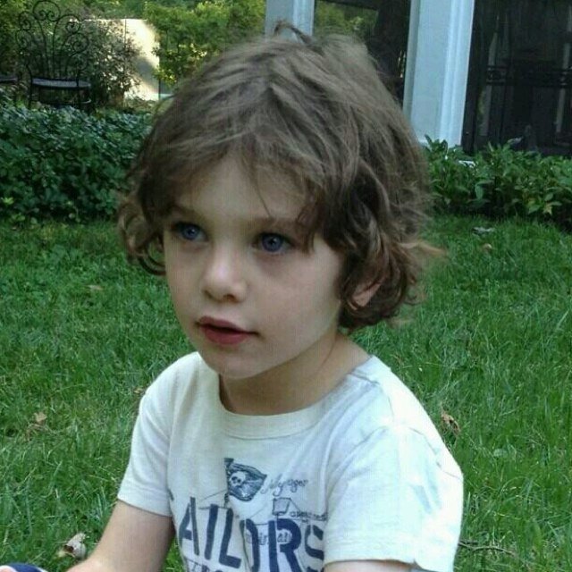 Hwi, me name is milo, me newborn and my dadda is @horan1nj