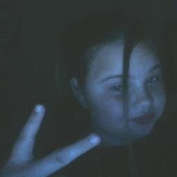 I'm pretty an I love to shop at the mall an I like to be nice to people