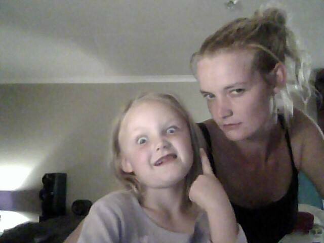 jadinix's profile picture. Mother. Wife. Believer.