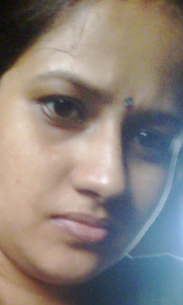 tiwari22gudiya's profile picture. 