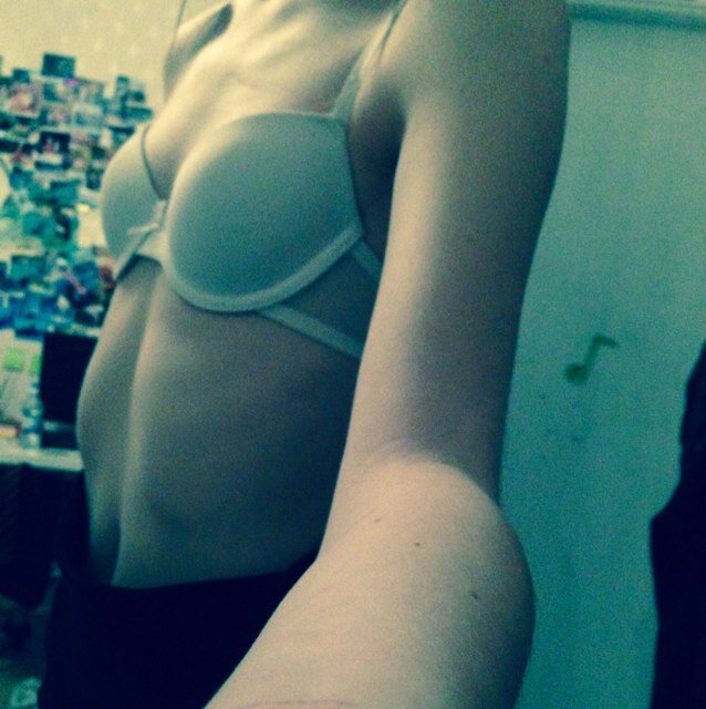 15 | Height: 5ft 6 | CW: 108 | UGW: 80 | depression and self harm | Avi is me | Anon account, not pro anything