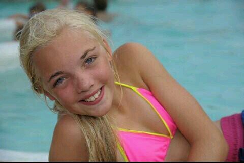 14 jaar. |sixpack love. |belieber. | mahomie.|