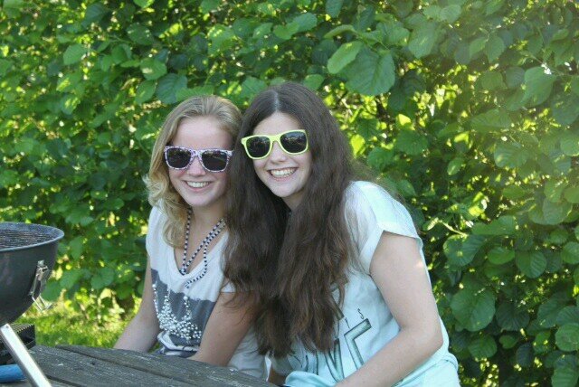 Glimlach alsof je nooit gehuild hebt, vecht alsof je nooit verloreen hebt en leef alsof dit je laatste dag is!”
16-12-13 ❤ jowi
