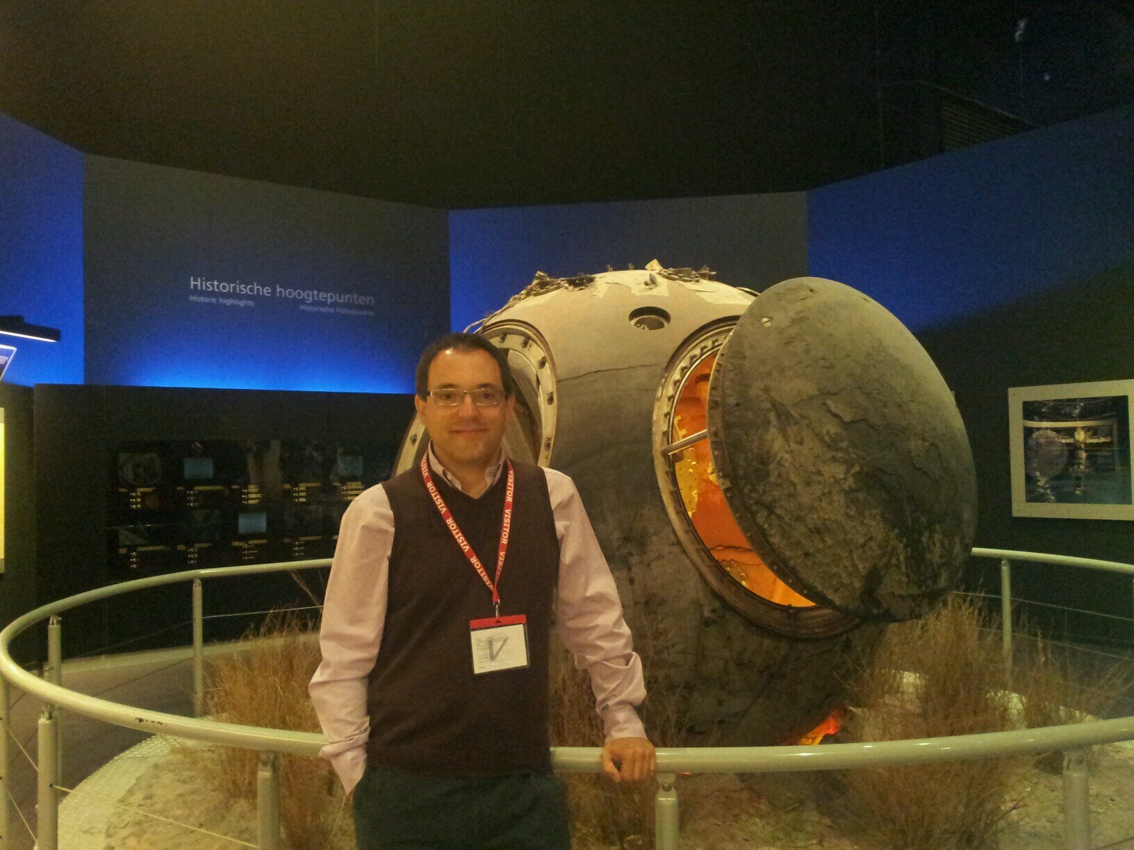 @emxys CTO, Telecom Engineer @UPV, PhD Aerospace Eng @UofGlasgow, Electronics Designer, Space enthusiast, Lecturer at @UniversidadMH