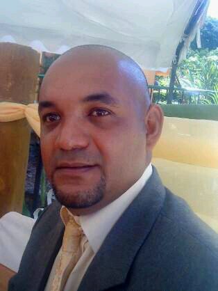 AcostaVictor13's profile picture. 