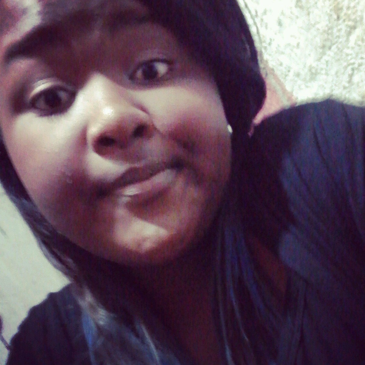 Sorrindo paa não chorar, magoada mais segui a vida com a cabeça erguida *. Rá é Pirituba ♪