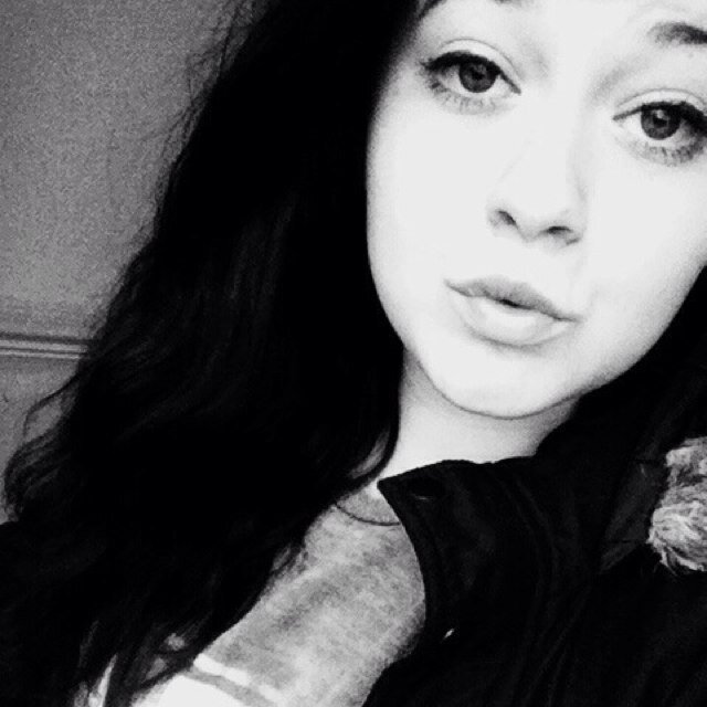 Live laugh love 
I follow back ❤️
Follow your dreams