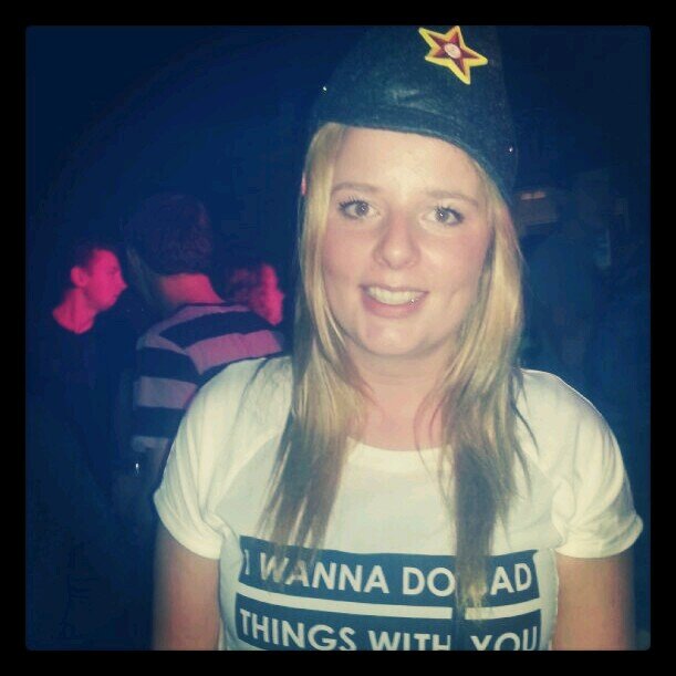 Dream about the future, live in the time that happens now.  / houdend van mathijs