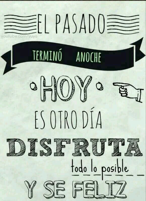 En este twitter podras saber todo sobre moda♡