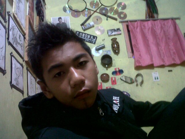 Enur_Rochman's profile picture. Raihlah kesuksesan,dengan tanpa melihat kebelakang....ibaratkan masa yg lalu dan pikirkan masa yg akan datang.....