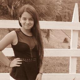 Sou como você me vê. Posso ser leve como uma brisa ou forte como uma ventania, Depende de quando e como você me vê passar. - Clarice Lispector