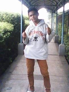 Stm_AOET 14 BOGOR, FOLLOW TWITTER SAYA YA:), ga follow gua bacok hahahh :) ? folloow ya jangan lupa bosss :)