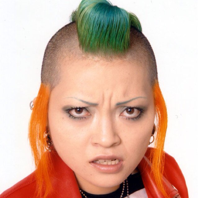 machamacha_1's profile picture. よしもと所属だよ、このヤロー