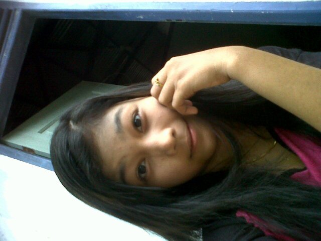 My B'day 21 oktober 1998 school SMP N 02 pekan baru riau.. Indonesia