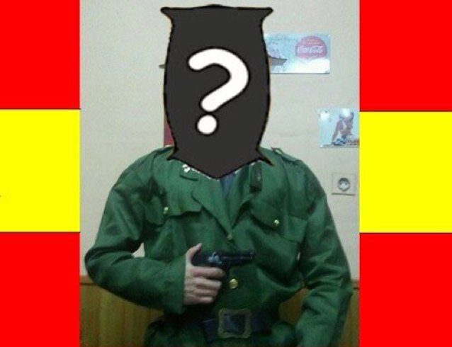 Tengo un coeficiente intelectual negativo y utilizo calcetines por marionetas. Una vez violé a un somier. Nos jacemos unas pahillas?FAKE (PARODIA)