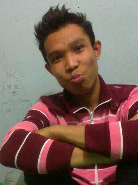 Aku sedang dan akan terus bahagiaaaa with my wife