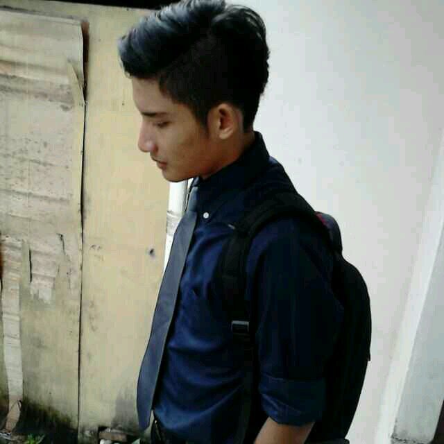 IzzatJasni___'s profile picture. I Miss Us. I Miss our relationship. Semua hanya kenangan. Kau hanya masa lalu ku. Mencari erti seberna kehidupan. Mencari erti seberna percintaan.