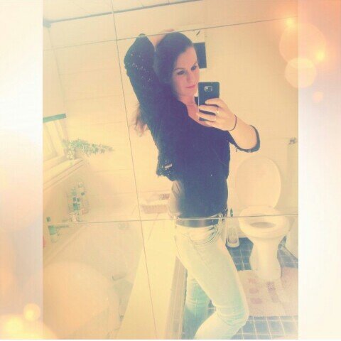 Your inner self, your appearance, your smile, your hugs, your kisses, the words you say to me. Everything is perfect! ♥ you're my number one @tietema123