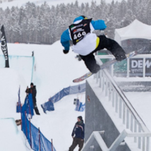 SnowboardTalk's profile picture. Michigan

We love snowboarding