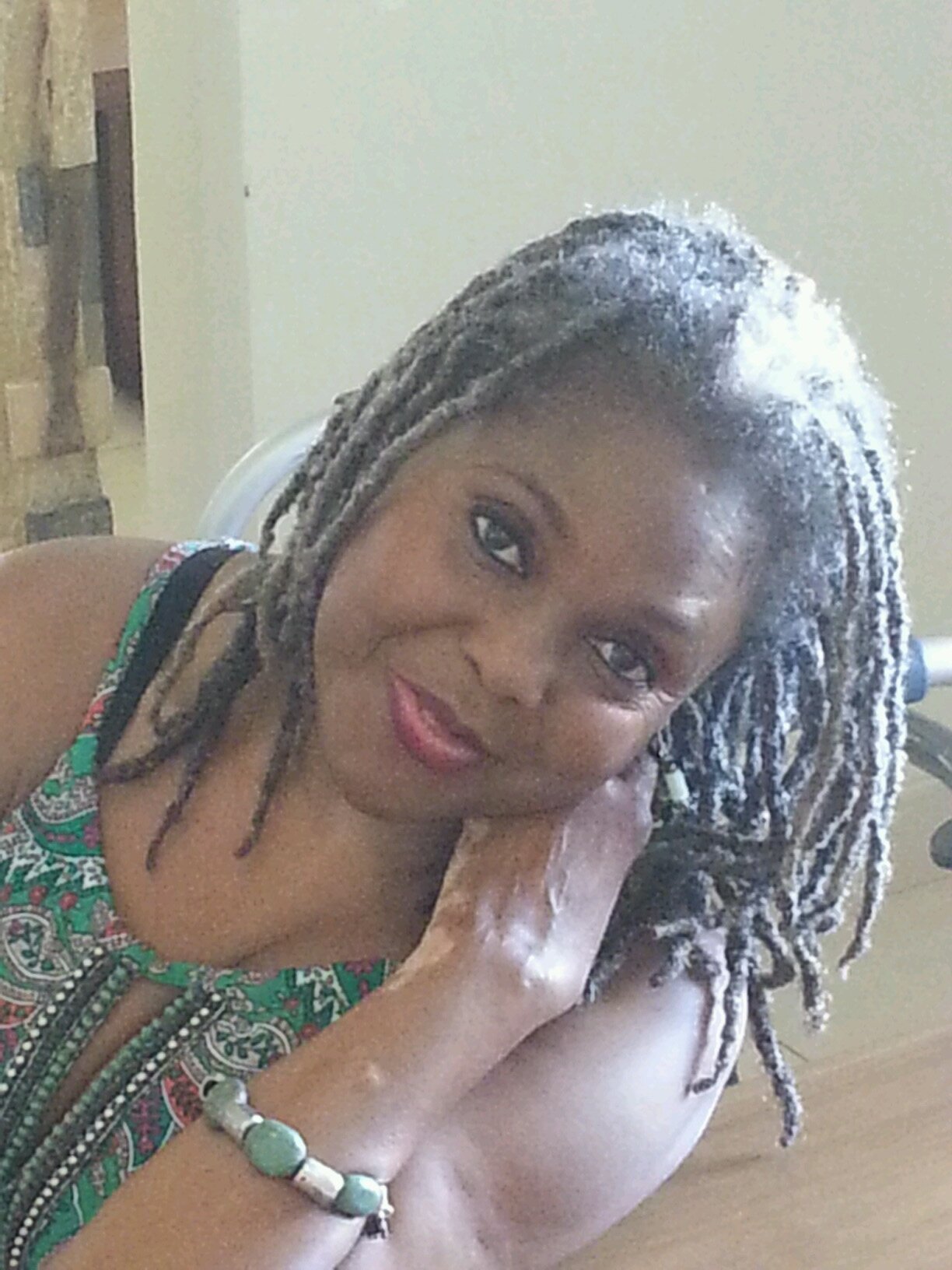 Actress/Jazzsinger, Tv presenter, Life coach.