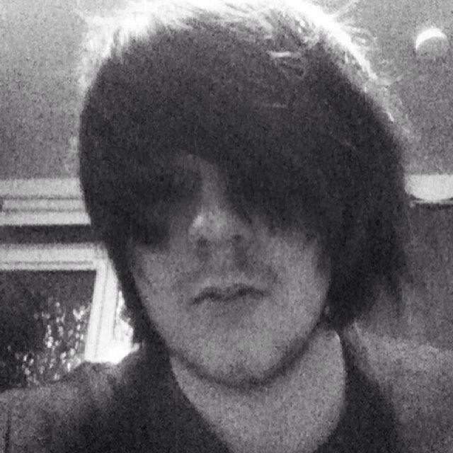 JoNl2009's profile picture. i like skateboarding having a laugh just generally fucking about and pissing cunts off and the occasional bottle of whiskey.