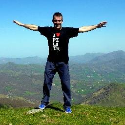 Esforzándome por ser DEPORTISTA en la vida y amante de LA TIERRA , cada día es un regalo. Euskara maitia...  
 #naturaleza #pelotavasca #turismorural
