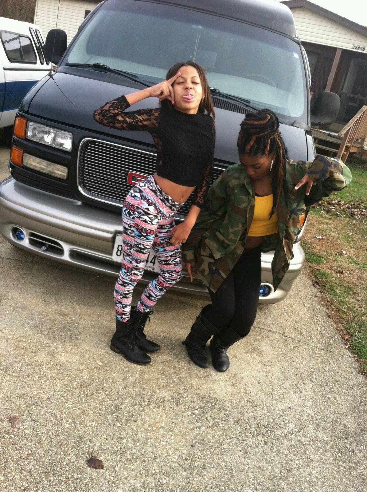IG:_adaytraaaa_