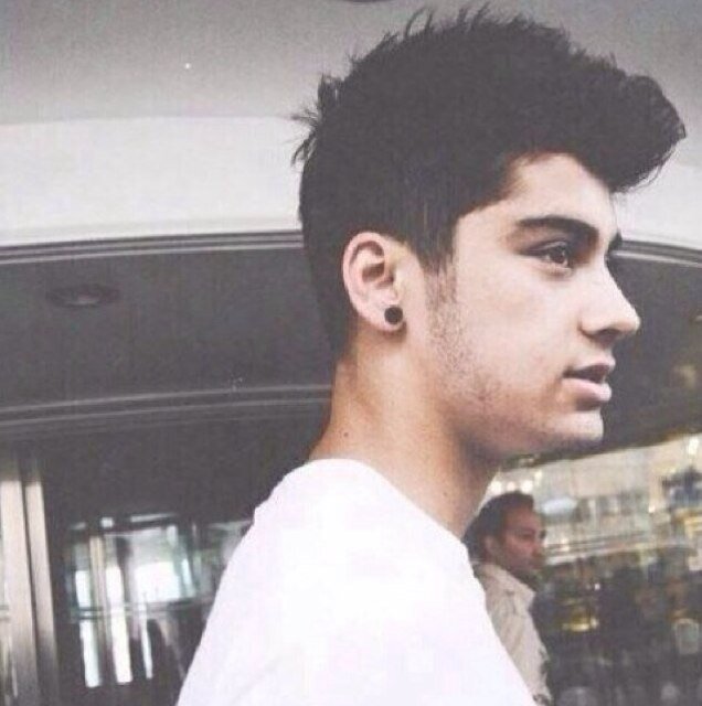 hi this is @forbiddenziam i gave u a free follow! please follow me im close to my goal