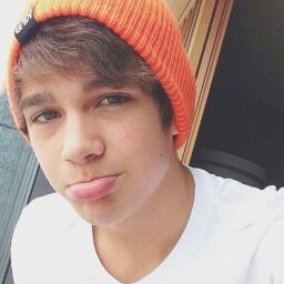 ♡ Here to support Austin Mahone and Cody Simpson ♡