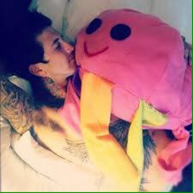 luckerstomp27's profile picture. 