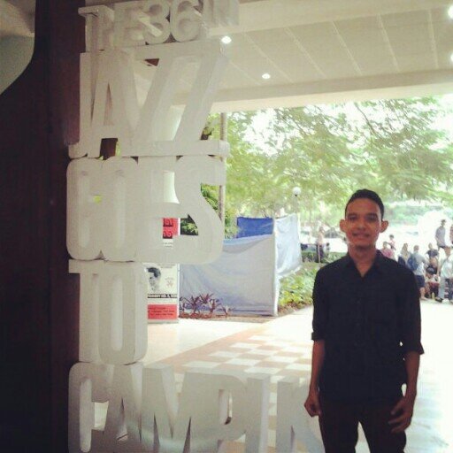 RidwansaputraID's profile picture. available | traveller | student college | new born