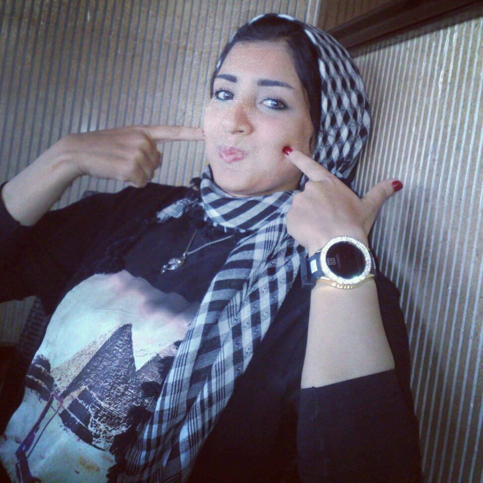 ‏أي قِصة حُب تكتمل ﺑ ا̄ﻟزواج ' فاعلم ان ورائها رجل اثبتَ رجولته