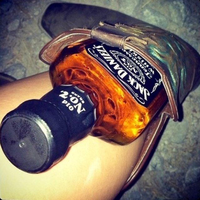 Just a small town girl #country #merica #camouflage #beer
