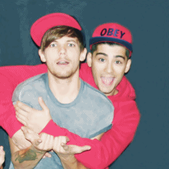 you got a free follow so follow @insecuremalik for me, thanks ily