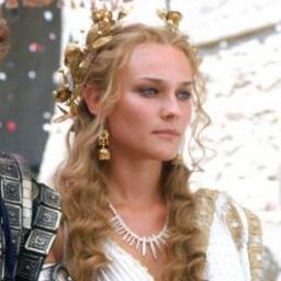 Hija de Leda y Zeus. La hija más hermosa de Zeus. Esposa de Menelao. Por mí hay guerras.