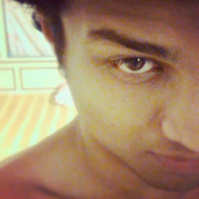 Do you really think I need a bio to describe me??!!Biach◄words can't express me B) :P!!
