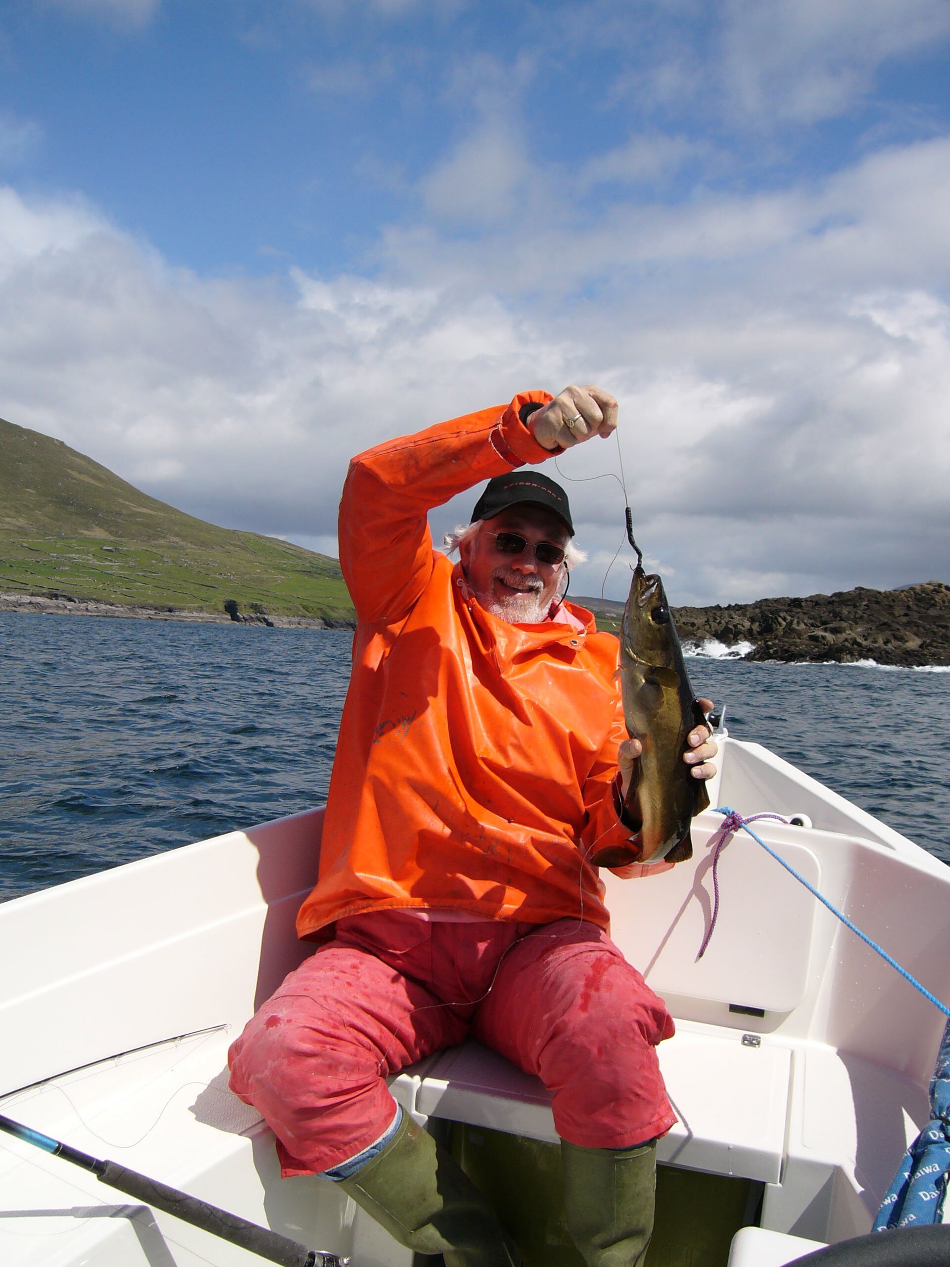 I love fishing & live in a place surrounded by fishing haunts. You want to know about fishing you will find it here.