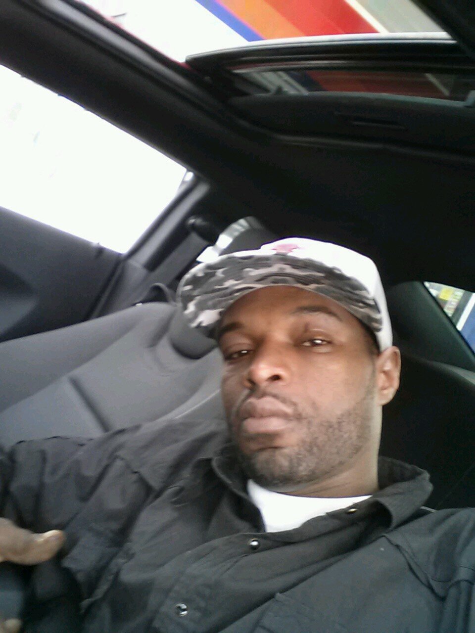 RadioRahim251's profile picture. 