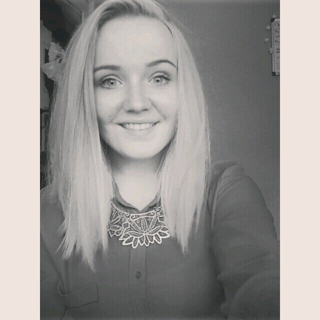 Hi, I love Cody Robert Simpson. Cody followed me on 03/10/13 8:28 am