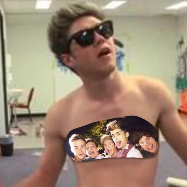 FREE FOLLOW FROM @SuchGinger BECAUSE I LOVE YOU