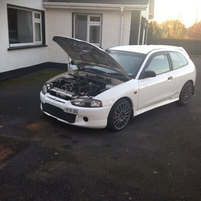 Profile Picture of Paul Hanlon (@paulhanlon10) on Twitter