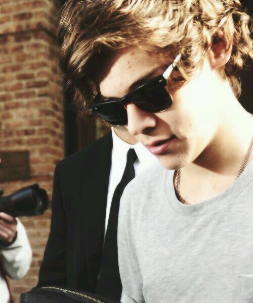 Yo amo a Louis Tomlinson.