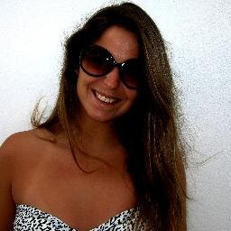 Açoriana. Estudante. Viajante.