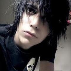 Hi.. ~smiles shyly~ I'm Leigh. I don't really do bios.. engaged to @jakegold86 touch him, and I'll rip your throat out..