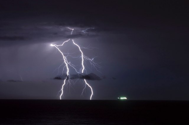 shanebeyond's profile picture. Newcastle based photographer/videographer. Storms are my specialty.