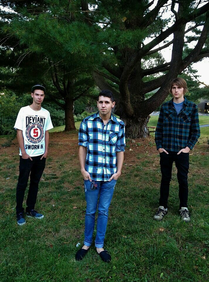 VersaiNJ's profile picture. Post-Hardcore/Rock band from NJ. We are different. Debut single White Lies Black Skies out now! Follow us @dannyfresch @DreamsNEVERfail @danbarends